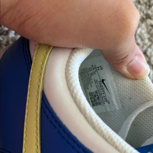 Nike Women' Green, Blue, and Yellow Sneakers - Picture 3 of 7